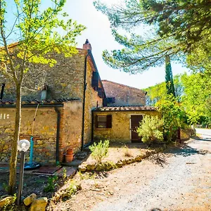 https://le-casette-guardistallo.it-tuscanyhotel.com